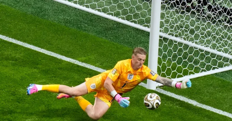 Antes de la remontada, el arquero Jordan Pickford parecía imbatible: sus cinco atajadas