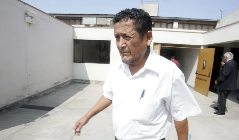 Exministro fujimorista Absalón Vásquez asumirá el escaño que López Aliaga dejó en el Senado