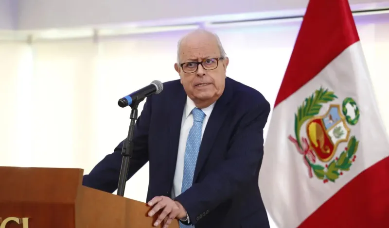 Julio Velarde alerta sobre impacto económico del fenómeno de El Niño