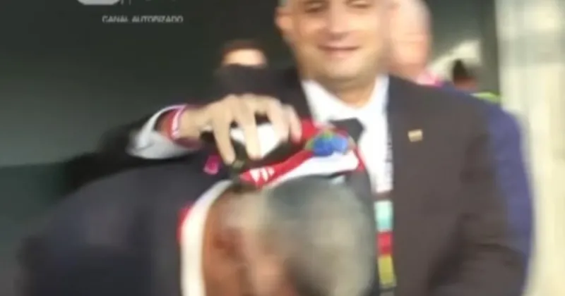 Chiqui Tapia se hizo secar la nuca en vivo por Luciano Nakis mientras Messi daba una nota tras el histórico triunfo sobre Inglaterra