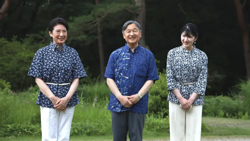 Japón promulga la polémica Ley que cierra la puerta a una emperatriz y busca plebeyos que aseguren el banquillo de la dinastía: "La Monarquía como símbolo de división nacional"