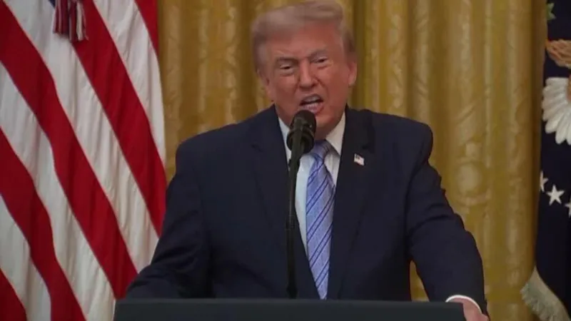 Trump acusa a China de injerencia electoral y denuncia vulnerabilidad del sistema electoral