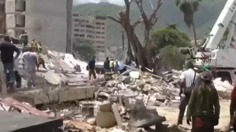 Venezuela sigue buscando desaparecidos tras el terremoto, hay incertidumbre por reconstrucción