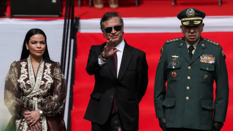 Colombia instala un nuevo Congreso, mientras Petro anuncia que será el “jefe de la oposición”