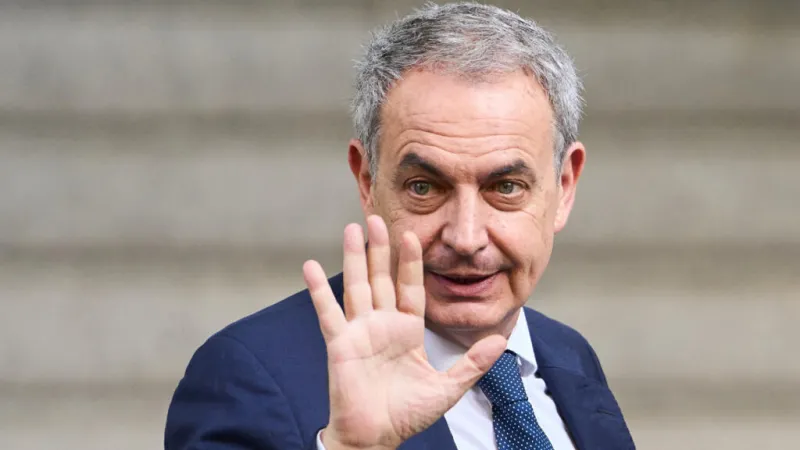 "Él marcaba los pasos a seguir": un empresario implica a Zapatero en rescate de Plus Ultra en España