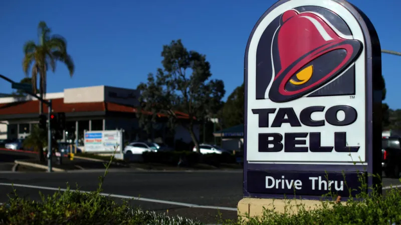 Taco Bell, bajo la lupa en EE. UU. por supuesta contaminación en lechuga proveniente de México