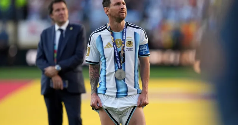 Lionel Messi, elegido mejor jugador del Mundial por la IFFHS: el premio que le negó la FIFA le llega por un "veredicto inequívoco"