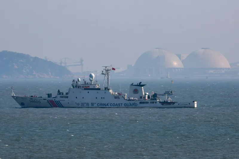 China mantiene el pulso sobre Taiwan con nuevos ejercicios militares con fuego real en el estrecho