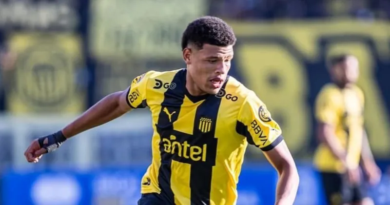 Murió Bruno Bentancor, el futbolista uruguayo de 22 años, surgido en Peñarol, que hace días fue señalado por llevarse ropa de Riestra
