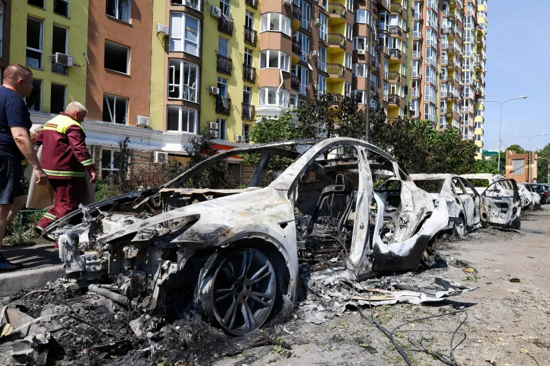 Al menos seis muertos en un ataque ruso contra la región de Kiev a plena luz del día