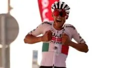 Isaac del Toro, el ciclista que cuatro años después de un terrible accidente se convirtió en el primer mexicano en llegar al podio del Tour de Francia