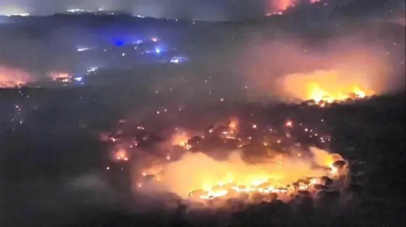 Graves incendios avanzan en Francia y España