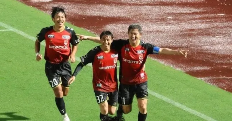 A los 59 años, Kazuyoshi Miura volvió a hacer historia: marcó un gol después de cuatro años y sigue rompiendo récords