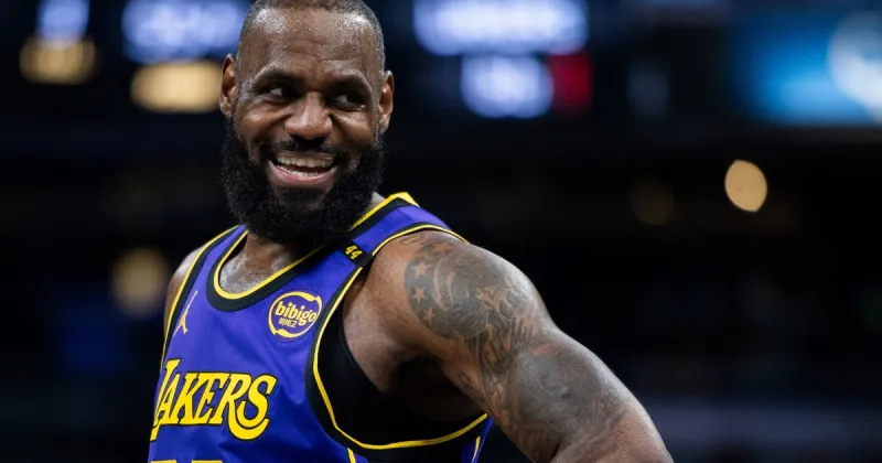 El curioso contrato de LeBron James con Philadelphia: cobrará 50 millones menos que en los Lakers, pero sueña con su quinto anillo