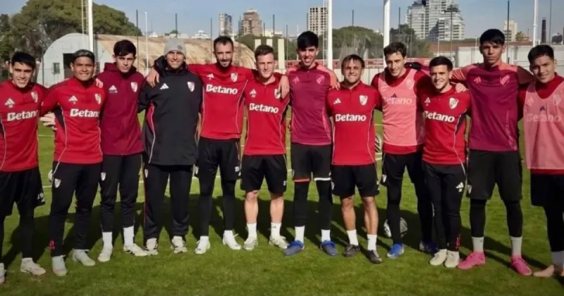 Quién es el jugador de River que se entrena en el predio de Cantilo y merece una segunda oportunidad según los hinchas