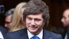 Qué es el "grillete fiscal" y otras reformas que impulsa Milei para blindar su proyecto económico en Argentina