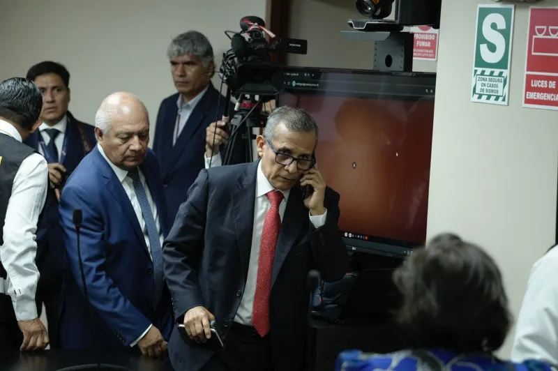 Juez ordena la inmediata libertad del ex presidente Ollanta Humala