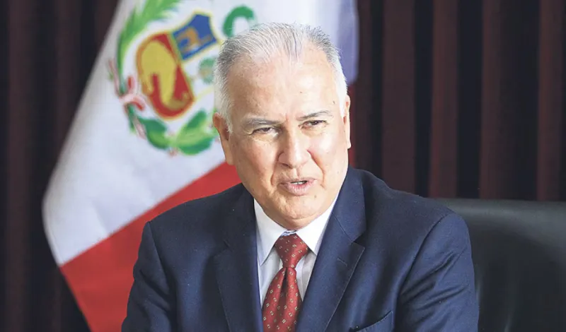 Alfonso López Chau sobre designaciones en sector salud: "Necesitamos autoridades por merito, no por padrinazgos"