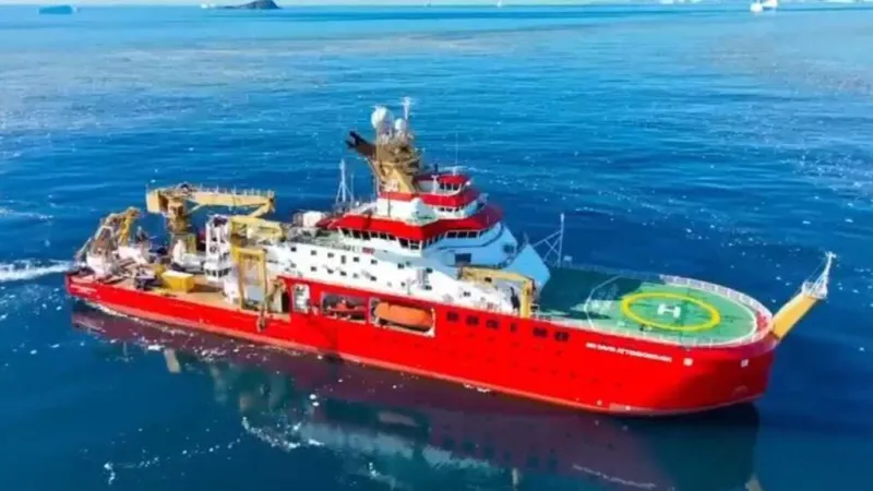 Buque polar estudia el derretimiento de los glaciares de Groenlandia y su impacto en el planeta