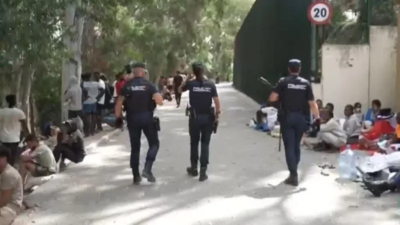 Ceuta: UE apoya gestión del Gobierno español; marroquíes siguen en situación precaria en la frontera