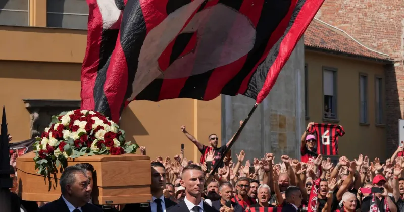 Franco Baresi fue despedido en un multitudinario funeral organizado por el Milan
