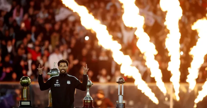 Locura por Vozinha en Colo Colo: miles de hinchas le dieron la bienvenida al arquero que brilló en el Mundial con Cabo Verde