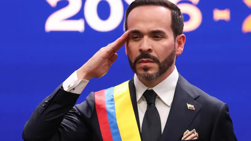 Seguridad, religión y corrupción: las claves del primer discurso de De la Espriella como presidente
