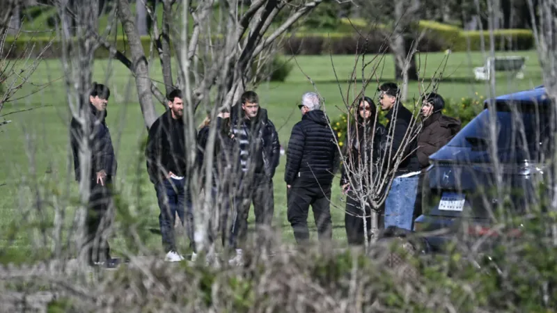 Lionel Messi despide a su padre en una ceremonia privada cerca de Rosario
