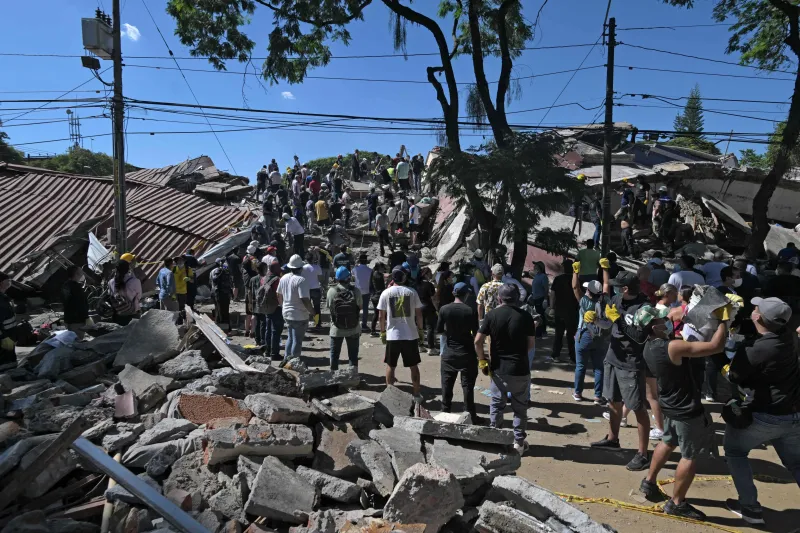El hijo de un alcalde colombiano, de seis años, entre los fallecidos por el devastador terremoto