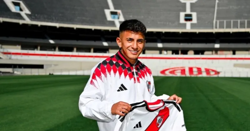 Thiago Almada habló por primera vez como jugador de River: la comparación con los clubes de Europa y qué le dijo Chiqui Tapia