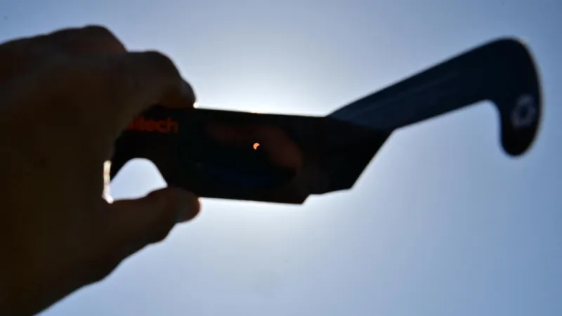Total en España, parcial en Francia: 5 cosas que debe saber sobre el eclipse solar del 12 de agosto