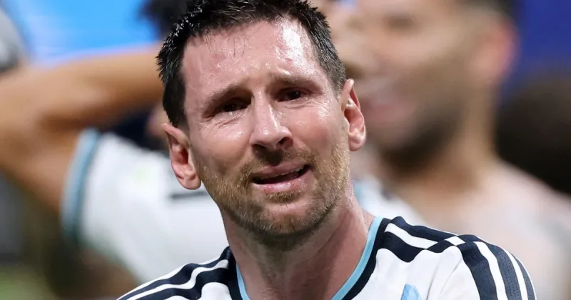 Las revelaciones de la carta de Lionel Messi a su padre Jorge: de la angustia en pleno Mundial a las dudas sobre el futuro