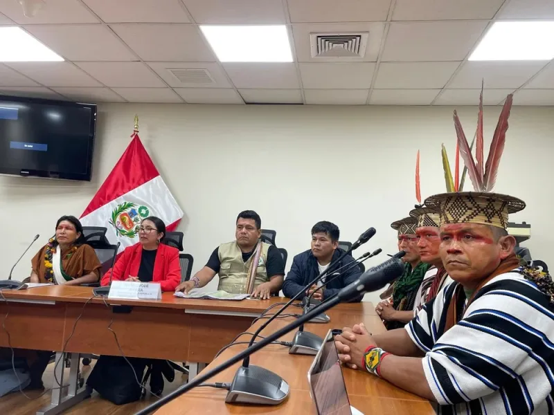 Líderes asháninkas de Perú y Brasil alertan sobre el avance del crimen organizado