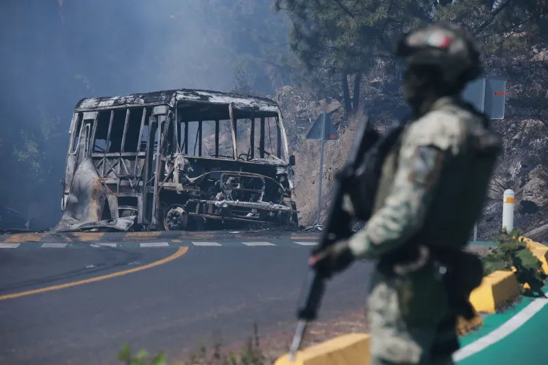 Los 'esclavos' del Cártel de Jalisco: "No es cuestión de estar en el lugar y momento equivocado, sino que incluso en tu domicilio pueden tumbar la puerta y llevarte"