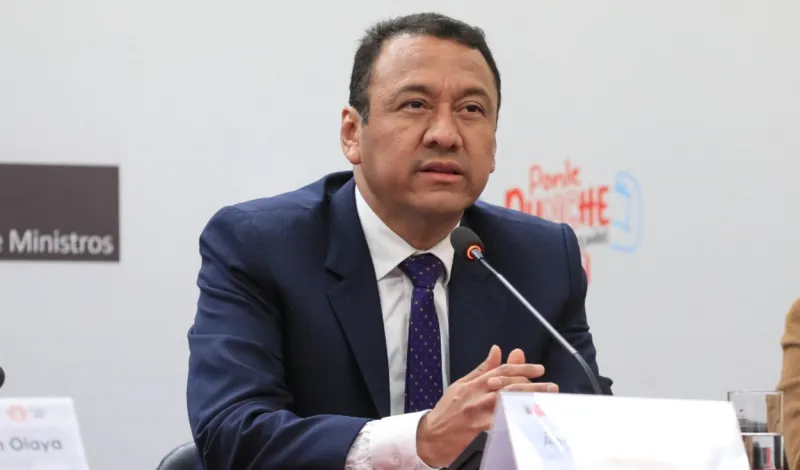 Ángel Manero, exministro de Dina Boluarte, es el nuevo jefe de la SBN