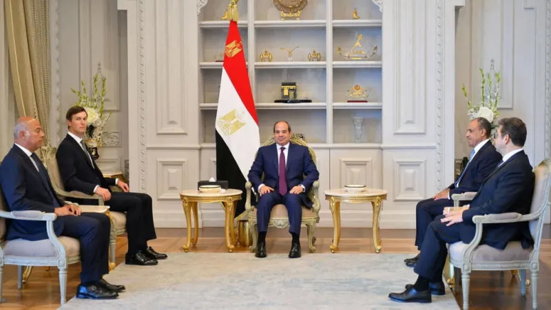 Kushner se reúne con Hamás y mediadores en Egipto por plan de paz en Gaza