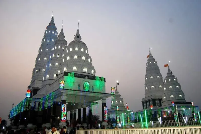 Una avalancha humana deja siete mujeres muertas y 14 heridas en un templo en la India