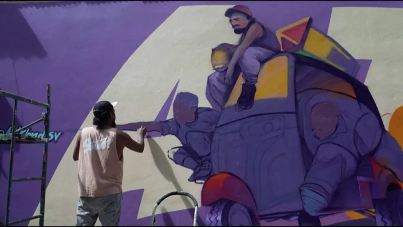 El Salvador: murales en paredes que antes estaban en manos de pandillas