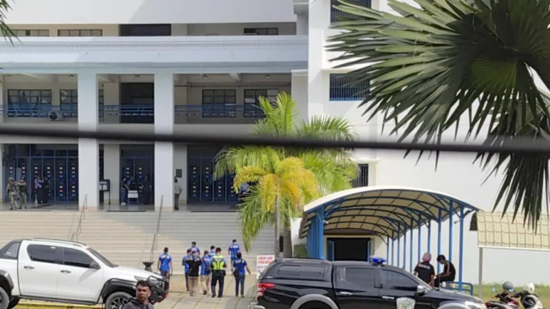 Terror en una escuela de Filipinas: asesinato-suicidio transmitido en Facebook con una cámara corporal