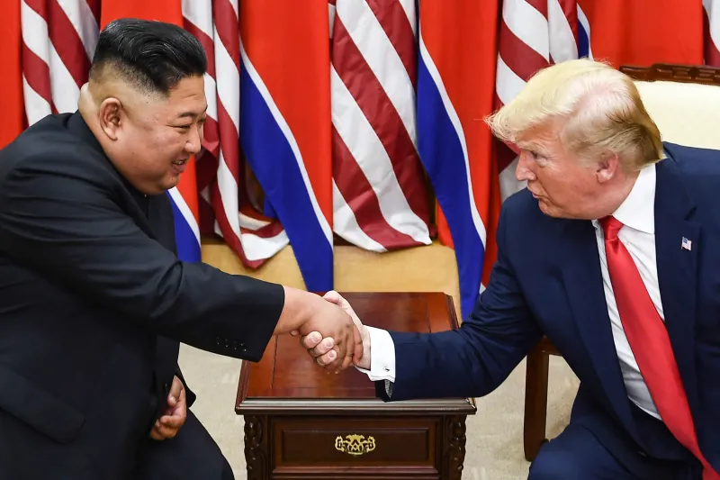 Trump vuelve a llamar a la puerta de Kim Jong-un
