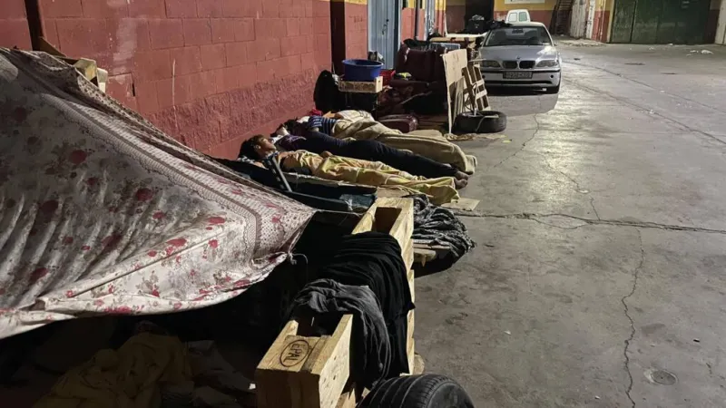 “No regresaremos”: Jóvenes migrantes marroquíes en Ceuta se niegan a abandonar su sueño europeo