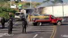 Los violentos "narcobloqueos" de carreteras que paralizaron partes del estado mexicano de Michoacán, bastión del Cartel Jalisco Nueva Generación