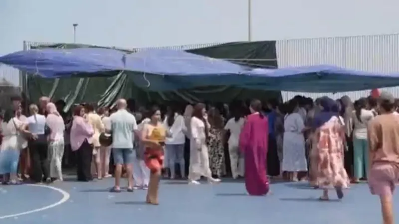 Ceuta: Gobierno español planea el traslado de 500 niñas migrantes a la península española