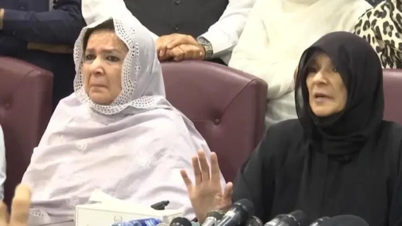 Pakistán: familia de ex primer ministro Khan denuncia torturas y aislamiento