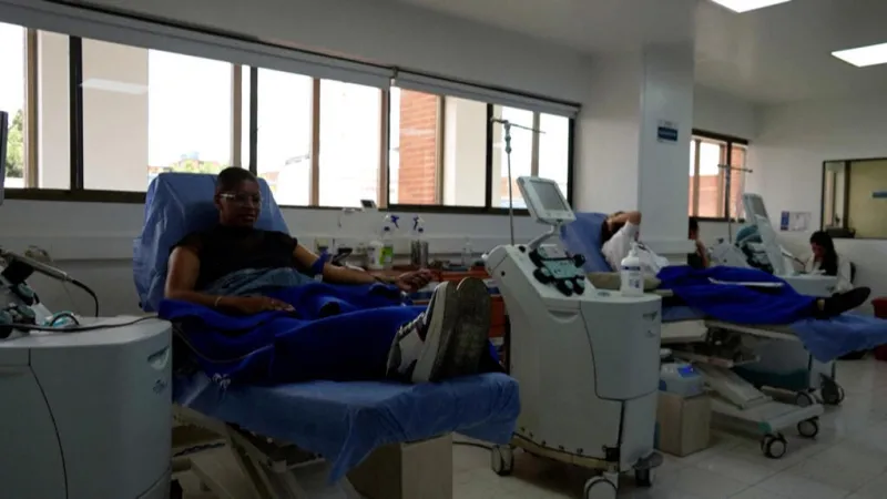 Colombia: ola de solidaridad para donar sangre tras el letal terremoto