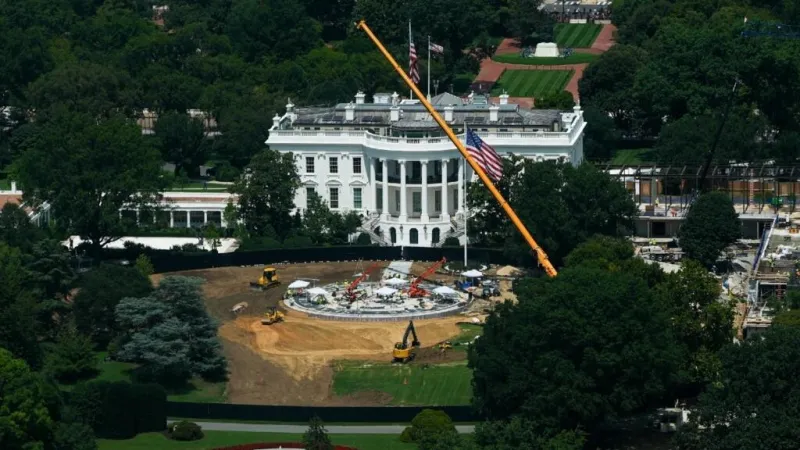 Supremo de EE. UU. permite a Trump seguir por ahora la construcción del salón de baile de la Casa Blanca