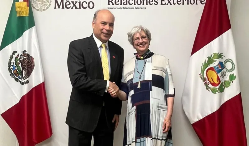 Perú inicia conversaciones con México para eliminar visa a turistas peruanos