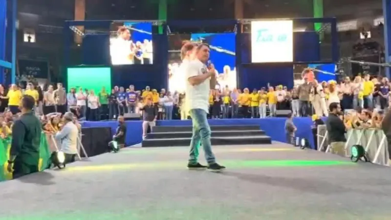 Lula y Flávio Bolsonaro protagonizan actos simultáneos de campaña en Río de Janeiro, Brasil