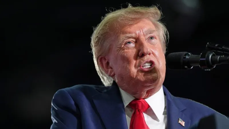 Trump afirma que Canadá quiere "los beneficios de ser un Estado, sin serlo" mientras se agrava la guerra comercial