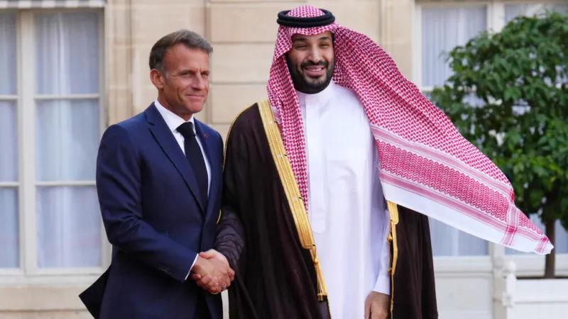 Arabia Saudita invertirá 6.000 millones de euros en tres parques temáticos cerca de París